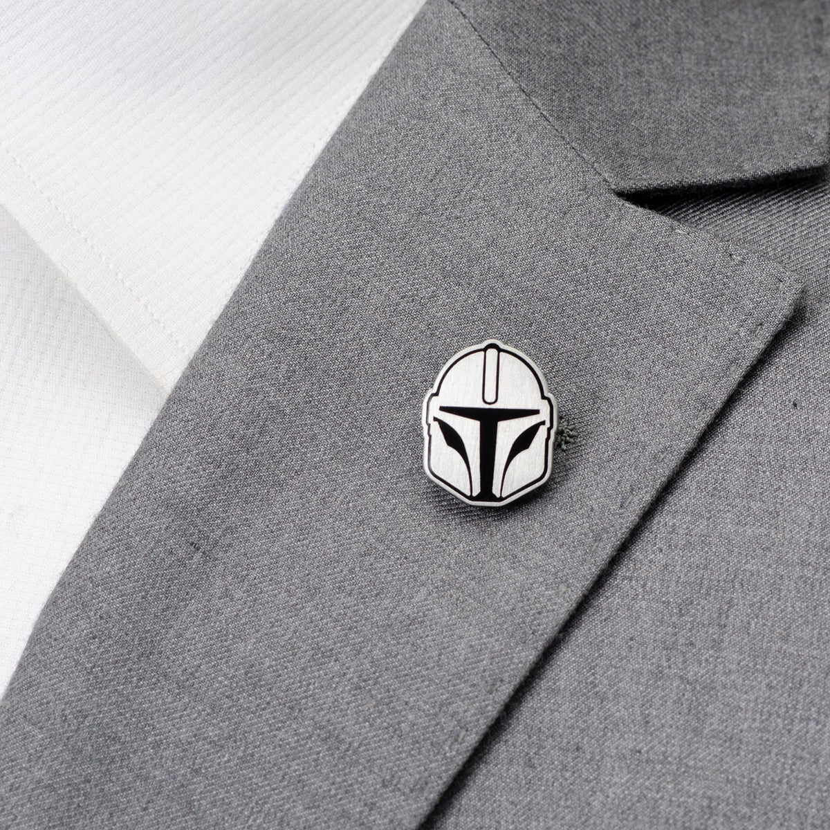 Star Wars The Mandalorian Helmet Official Lapel Pin
