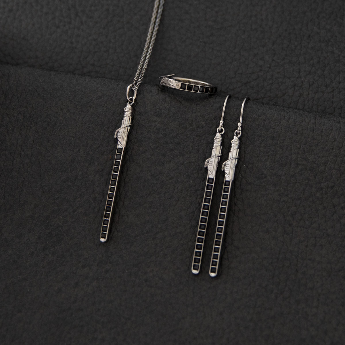 Star Wars x RockLove Darksaber Crystal Lightsaber Necklace
