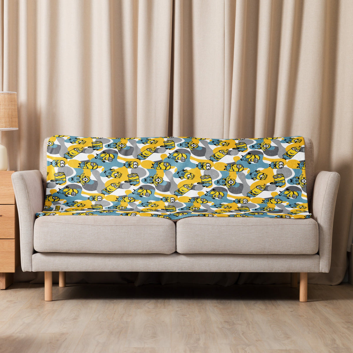 Minions Sherpa Blanket Camo